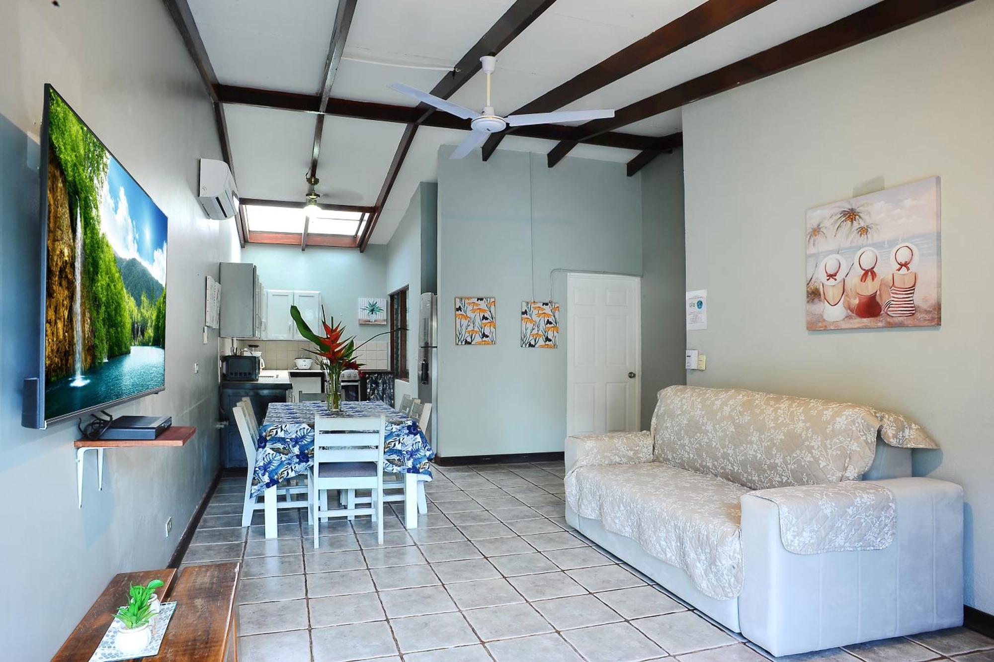 Hostel Wide Mouth Frog Quepos Nationalpark Nationalpark Manuel Antonio Exterior foto