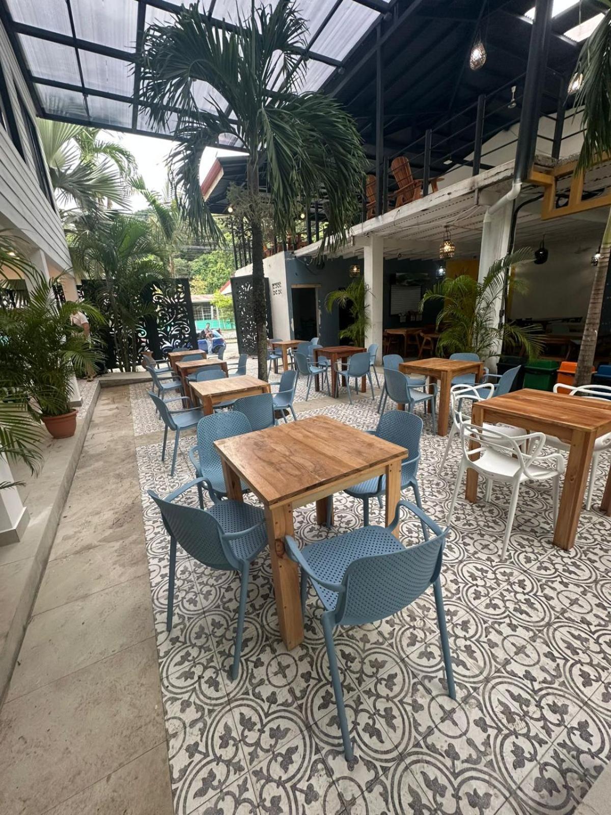 Hostel Wide Mouth Frog Quepos Nationalpark Nationalpark Manuel Antonio Exterior foto